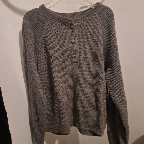 Old Navy Waffle Shirt - Picture 3 of 6